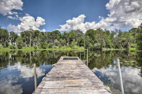 Remodeled Lakefront Home Boat Docks and Ramp!